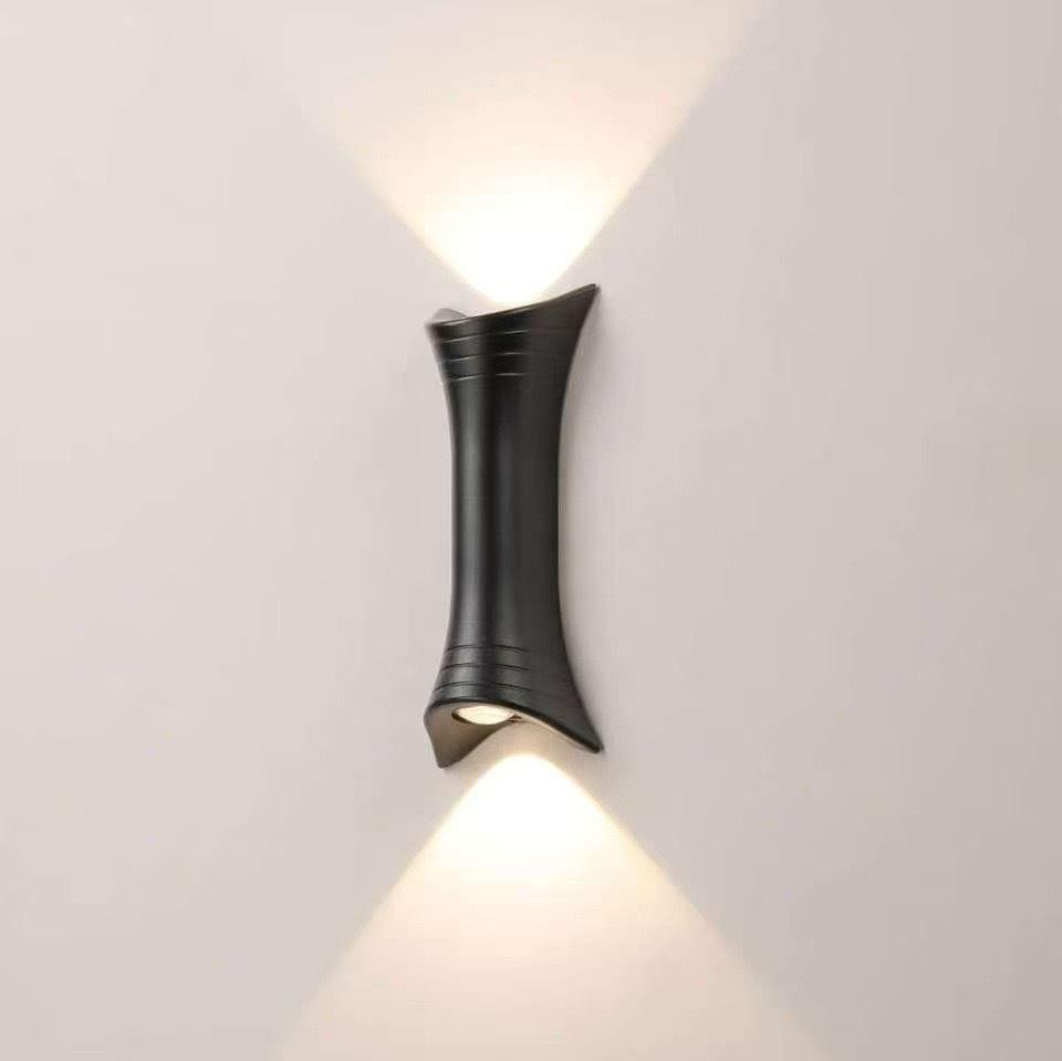 Retro Waterproof Outdoor Wall Lamp for Corridor, Balcony, or Courtyard