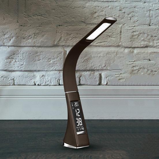 Lampă de masă LED Reglată luminozitate la atingere Controlul pâlpâirii Protecție gratuită a ochilor Design ecran digital Lumină albastră