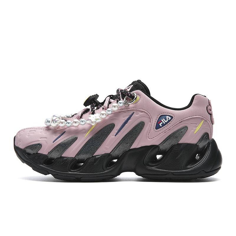 

FILA VETTA Textile, Synthetic Leather Abrasion Resistant, Breathable, Lightweight Low top Chunky Sneakers Women s F12W613111FAB 39