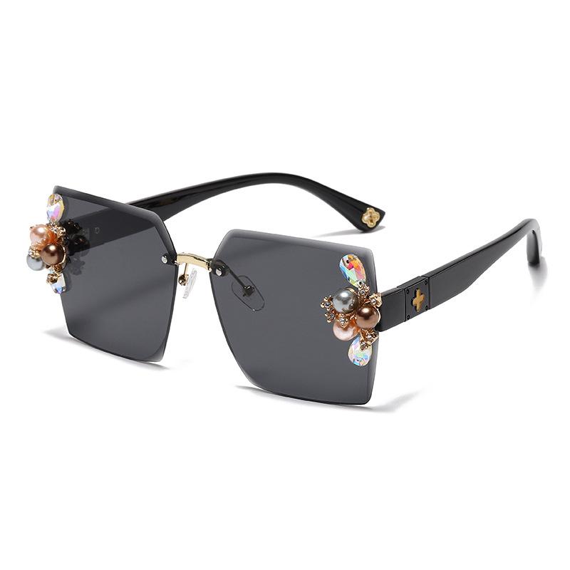 Chic Sunglasses Trendy Geometric Shape Fashion Design Outdoor Sun Protection