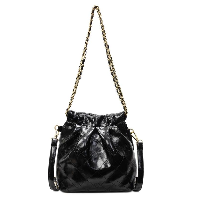 Niche Design Premium Bag Spring New Diamond Chain Bag Fashionable Atmosphere Versatile Commuter Bag Women
