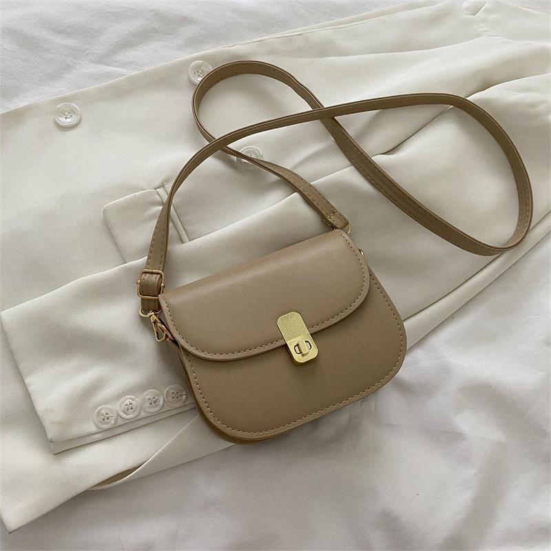 Trendy Urban Minimalist Pu Saddle Bag For Women With Elegant Lock Closure Design хаки