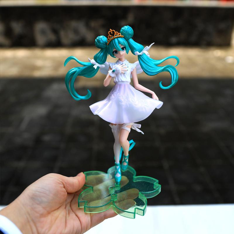 Hatsune Miku Figures Anime Peripheral Two-dimensional Beautiful Girl Model Case Ornaments Girls Gifts Home Decorations