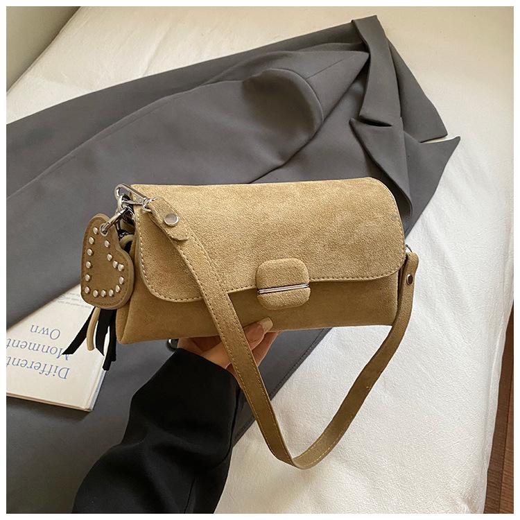 

Niche design bag women s 2025 new high-end retro underarm bag fashion super fire shoulder messenger bag хакі