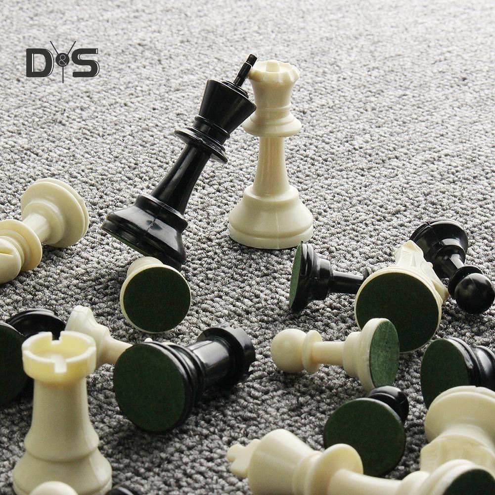 Portable 32 Pieces Intelligence Contemporary Tournament Chess Set Travel Game