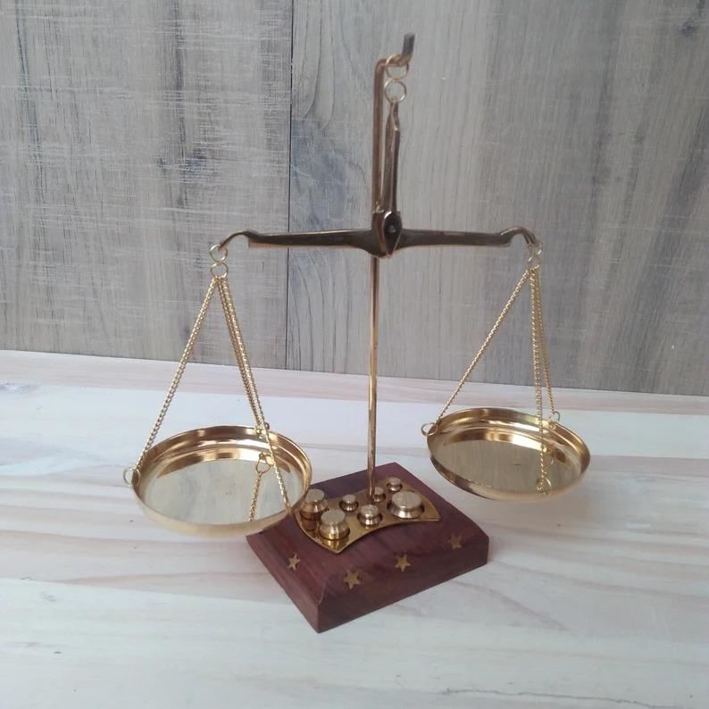 Antique Style Brass Balance Scale: Gold & Diamond Scale with Wooden Base