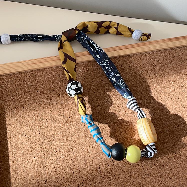 

2025 Trendy Silk Scarf Necklace for Women: Unique Design, Stylish Snood Sweater Chain Accessory