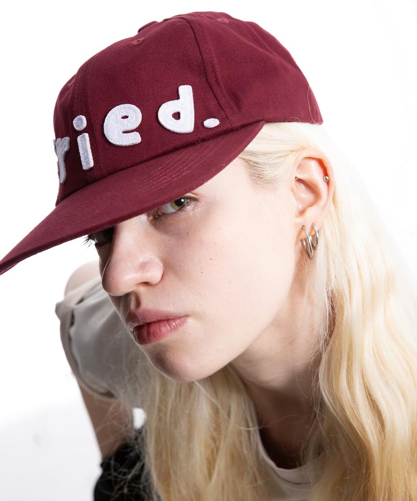 Peulaideihasdogeu Fried Cap Burgundy