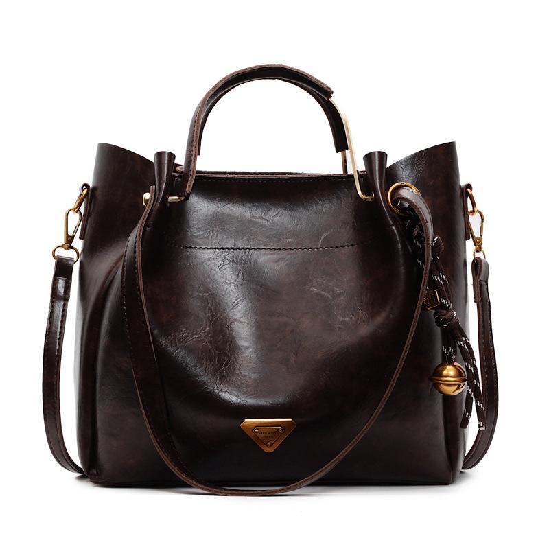 Premium sense retro large-capacity commuting new tote bag women's autumn and winter premium versatile portable shoulder messenger bag