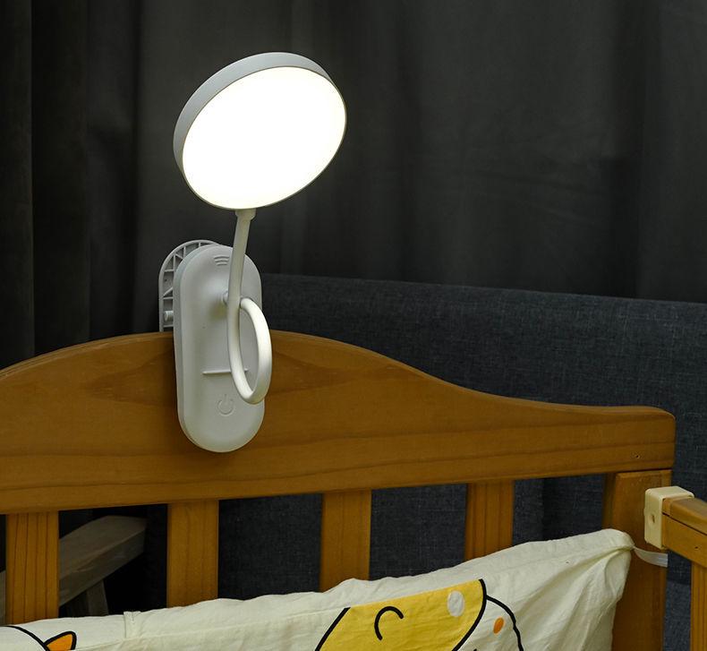 LED Schreibtischlampe mit Augenschutz für Schlafzimmer und Arbeitszimmer – Wiederaufladbare und Stecker-Optionen, Ideal für Studenten und Nachtgebrauch