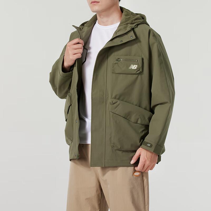 New Balance Men's Woven Hooded Jacket AMJ43309