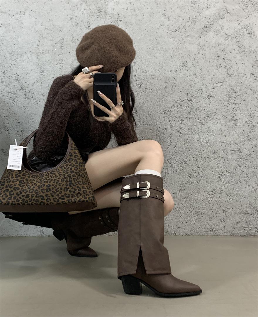 

Niche light luxury 2025 autumn and winter handmade women s shoes foreign trade retro women s shoes women s boots soft leather retro data is good 39 темно-коричневого