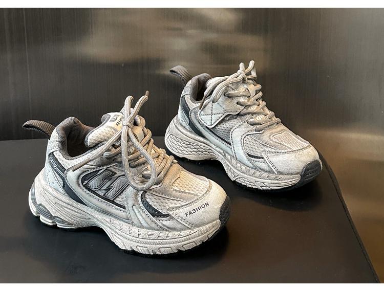 Korean Style Kids' Dad Shoes 2026: Lightweight, Versatile Sneakers for Boys and Girls, Perfect for Spring/Autumn Running and Sports.