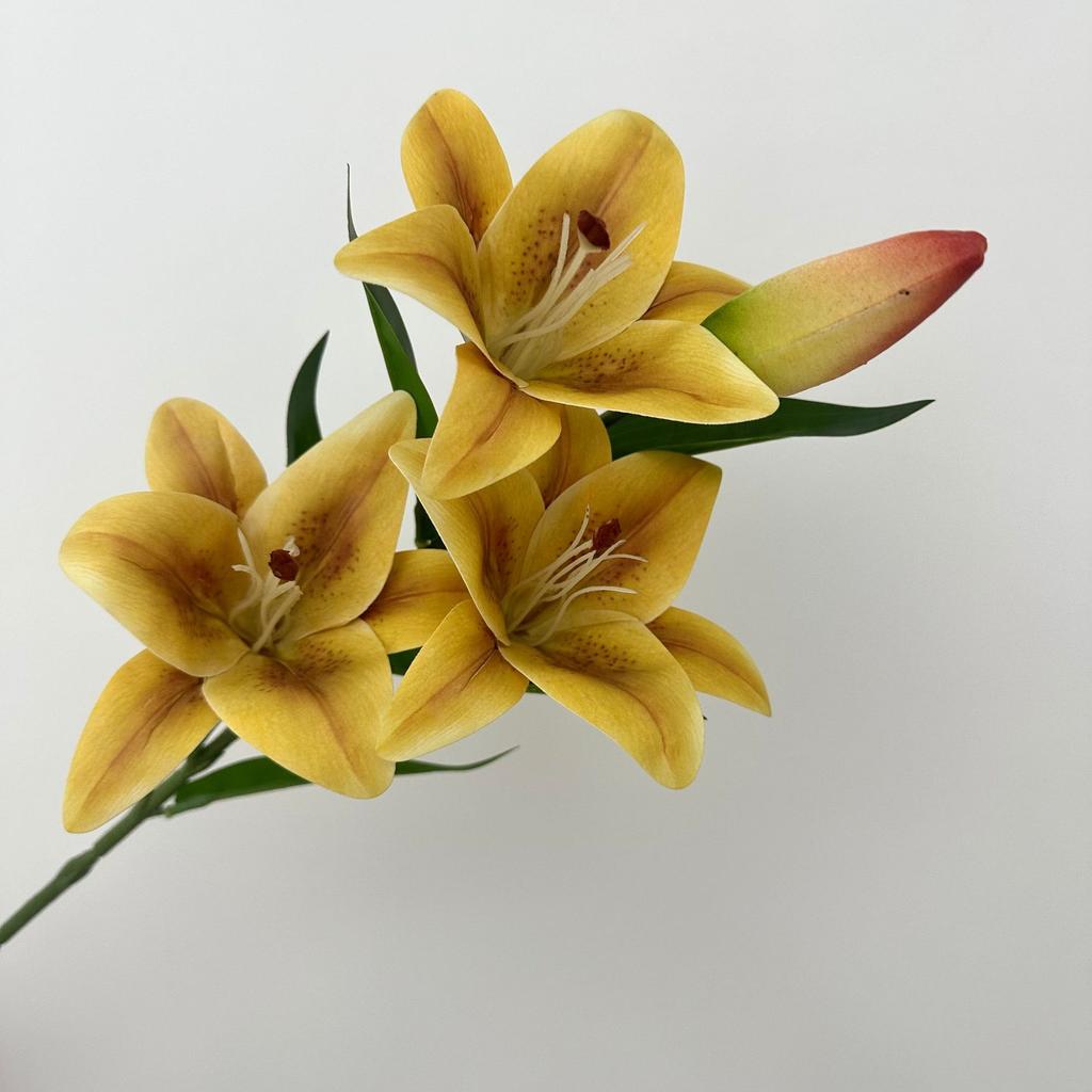 5PCS Artificial Lily Flower Branch Realistic Looking 3D Printed 3 Heads Lily Plant for Wedding Floral Decoration