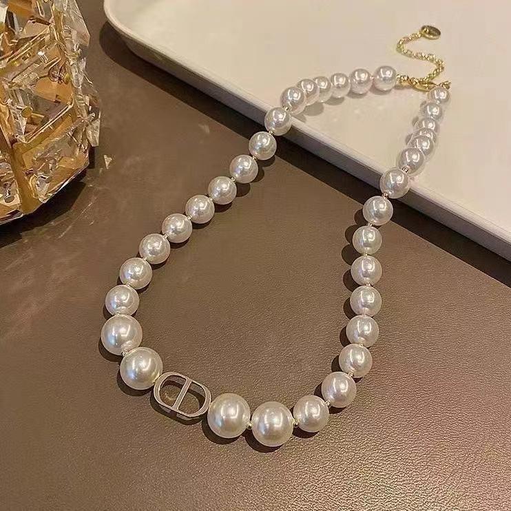 Love Pearl Necklace CD Buckle Light Luxury Celebrity Temperament Necklace Retro Versatile Pearl Necklace Niche Premium