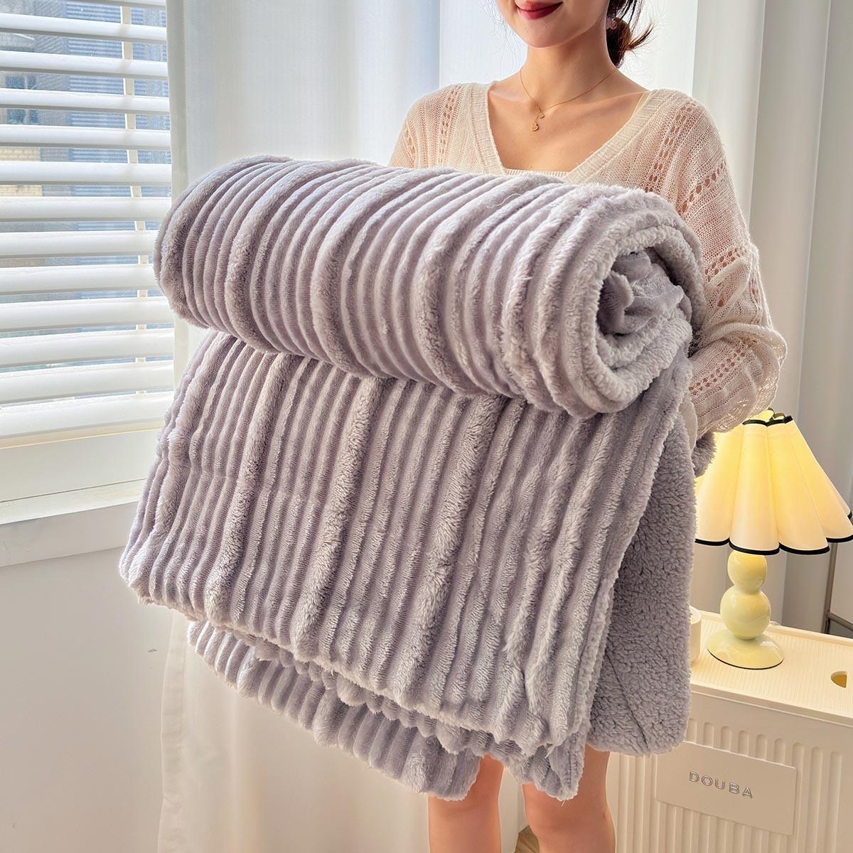 

Одеяло из скандинавской овечьей шерсти «Четыре сезона», двухслойное утолщенное, легкое роскошное офисное одеяло для дивана, удобное одеяло для сна, оптом 100X140Cm светло-серый