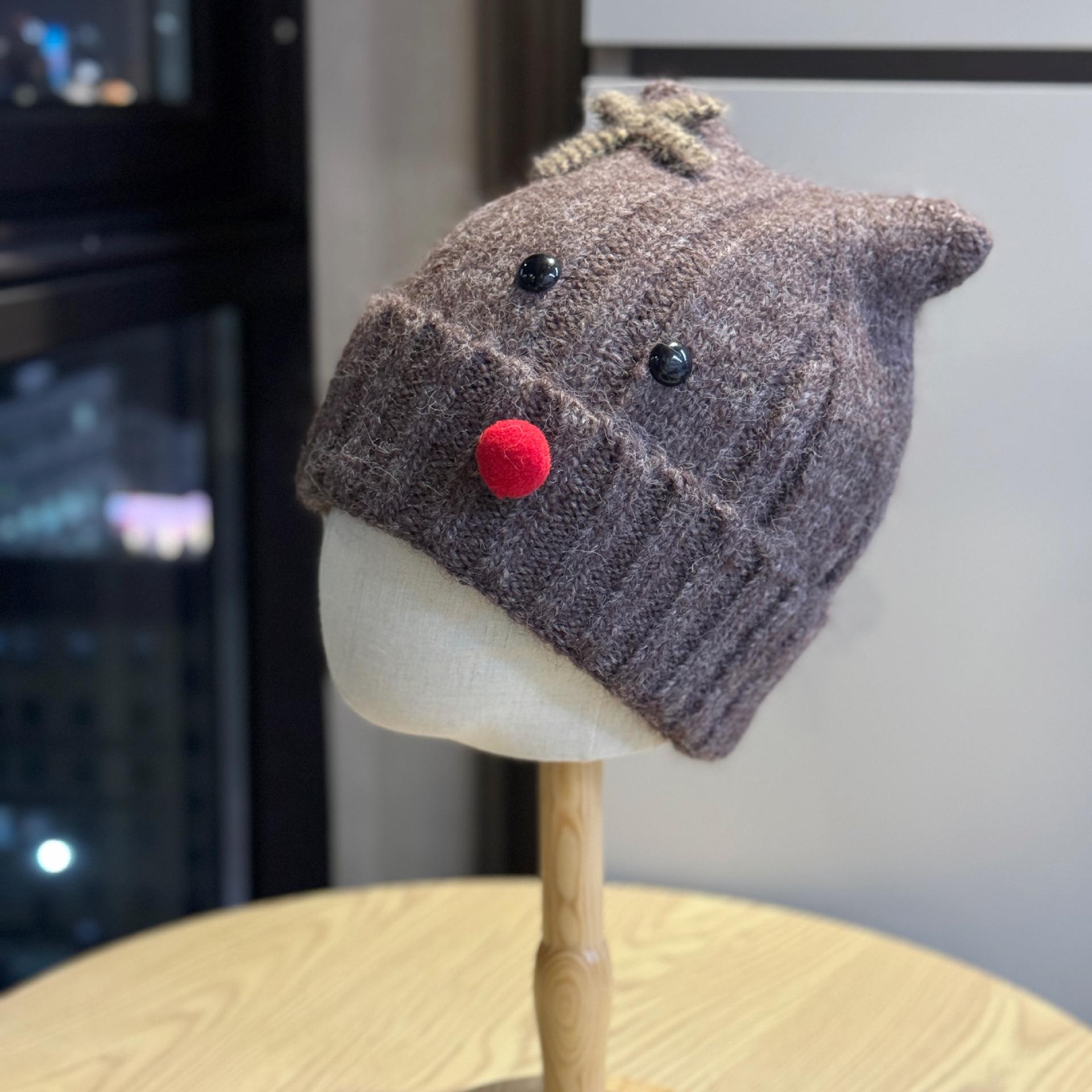 

Корейская версия милой вязаной шапки с кошкой для женщин на осень и зиму. Милая студенческая шапка, подчеркивающая лицо, маленькая шерстяная шапка, теплая и от холода. one size