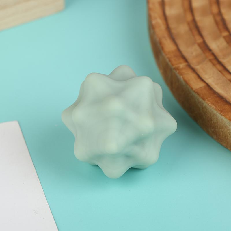 Silicone Massage Ball Fascia Ball Muscle Release Tool For Yoga Fitness Shoulder Neck Foot Hand Muscle Relaxation Equipment