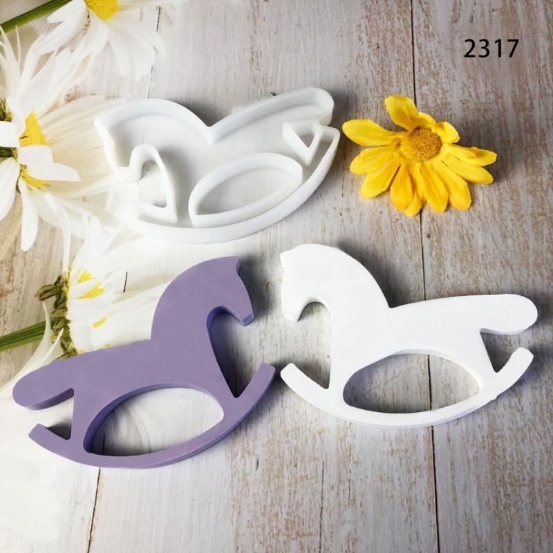 Convenient and Reliable Mold for Making Horse Gypsum Figurines Unique Ornaments