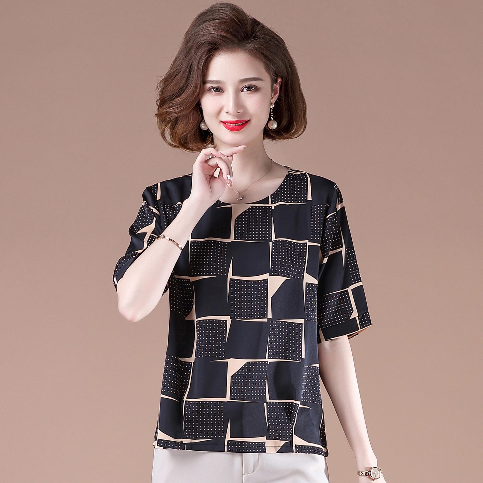 

Summer Silk Short-Sleeve Shirt for Middle-Aged Women - Plus Size Available L (80-100 lbs) чорний