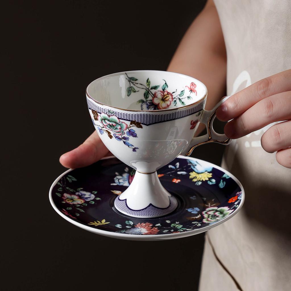220ml Bone China Espresso Cup Saucer Sets Ceramic Black Tea Mug Saucer Afternoon Tea Coffee Cup Saucer Sets Couple Water Cups