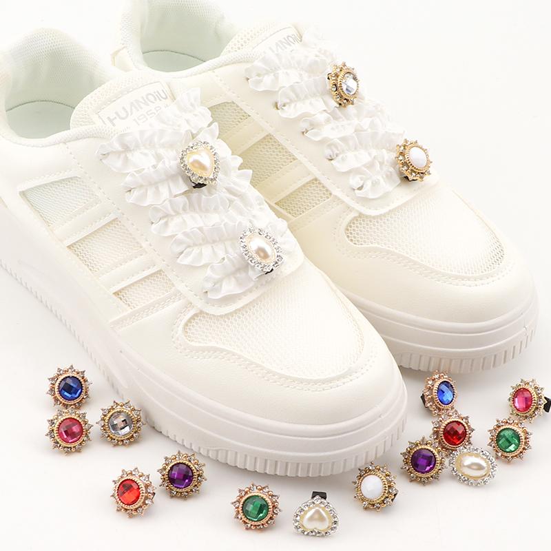 New 1Pcs Rhinestone Pearl Shoelaces Clips Decoration Shoe Charms Decorative Shoe Clips Gem Accessories for Sneakers Casual Shoes