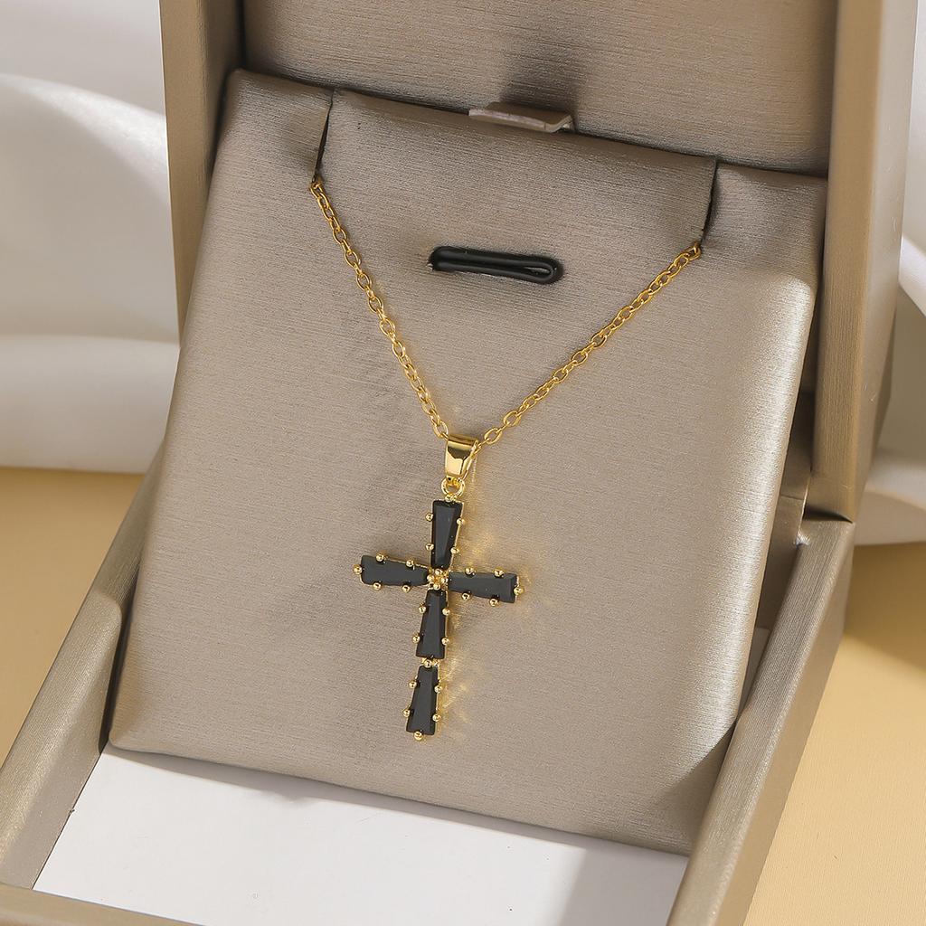Cool Luxury Shiny Zircon Cross Pendant Necklaces for Women Men Fashion Stainless Steel Chains Collar Jewelry Accessories Gift