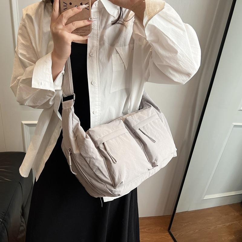 Men's and Women's Casual Messenger Bags Women's Shoulder Bags Large Capacity Multi-pocket Canvas Bags Outdoor Sports Bags