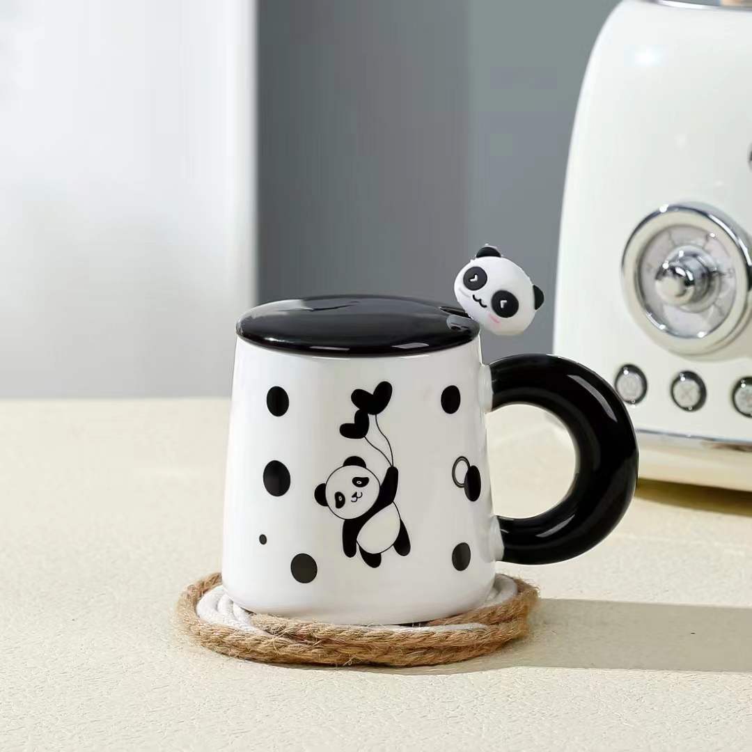 Nationaler Trend Cartoon Panda Keramiktasse mit Löffel Kreative Große Hand Haltebecher Super Süße Paar Trinkwasser für Frühstück Kaffeetasse 301-400ml