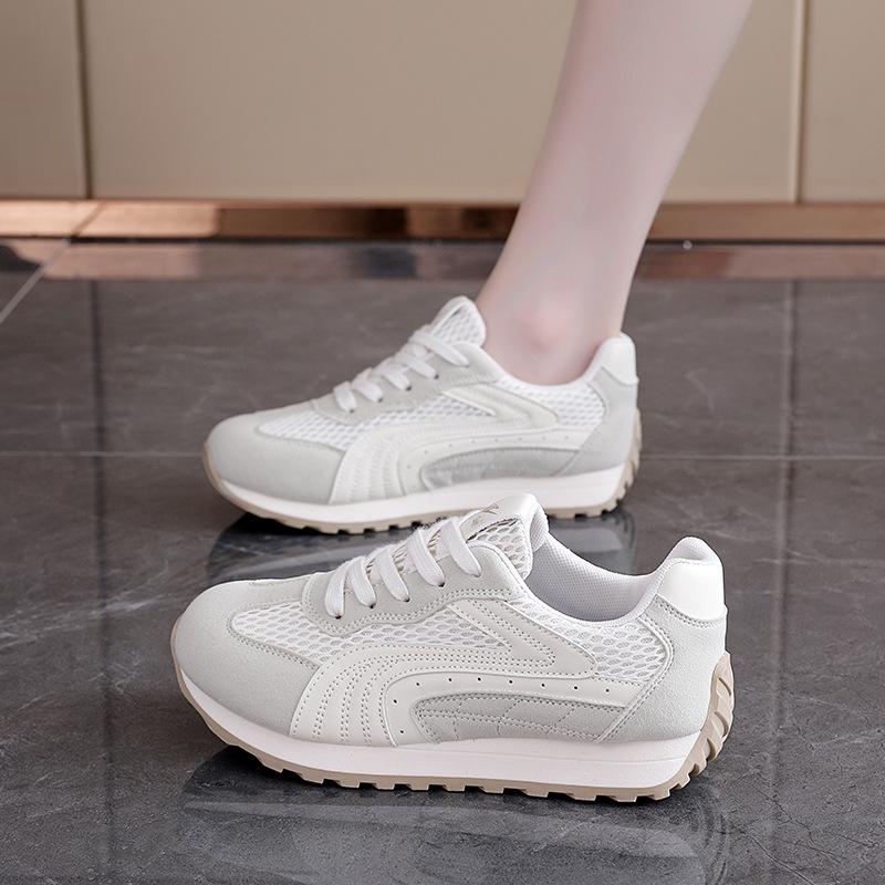 

Vintage Women Platform Sneakers 2026 Autumn New Comfort Soft Sole Casual Shoes Height Increase Lace Up Non Slip Vulcanized Shoes 35 бежевый