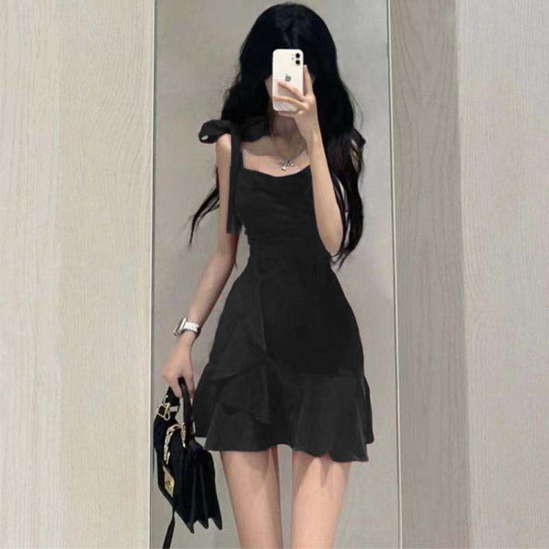 Pure desire style Spice girl red suspender dress women's summer new design sense niche temperament waist and thin short skirt