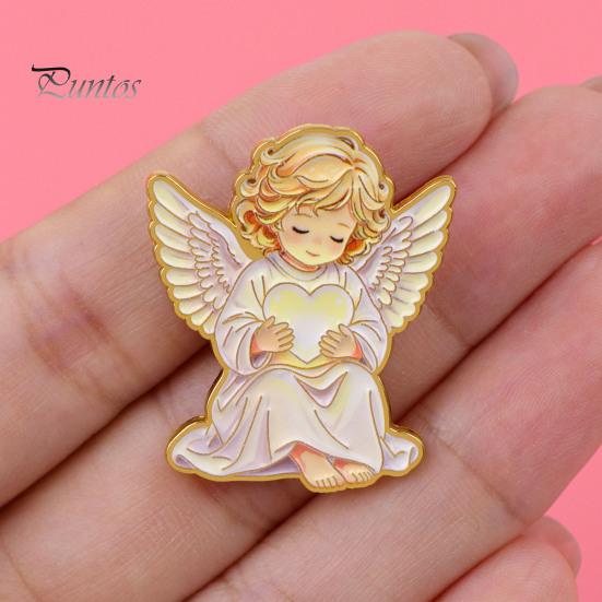 Fashionable Clothing Ornaments Little Angel Brooch Pin for Women, Cute Guardian Holding Heart Lapel Elegant Shirt Accessories with Wings, Accessory