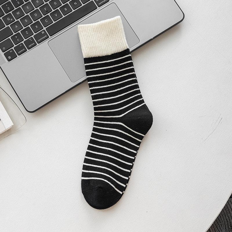 Red Socks, Women's Pile Socks, Autumn and Winter Trendy Long Socks, Retro Striped College Style Thigh-high Socks