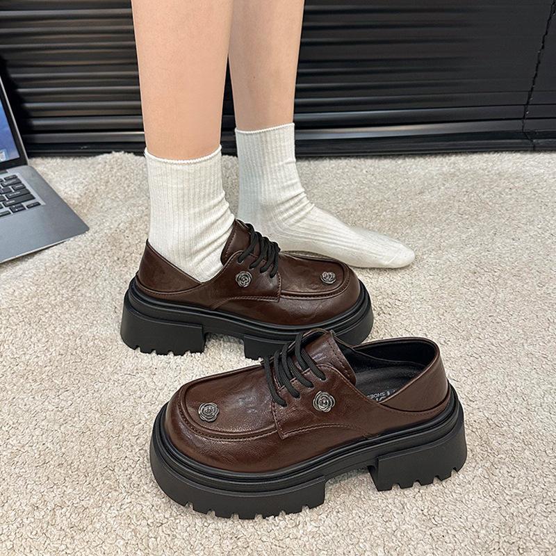 British Style Platform Rose Small Leather Shoes Spring 2025 New College with Skirt Retro Height-increasing Single Shoes Women