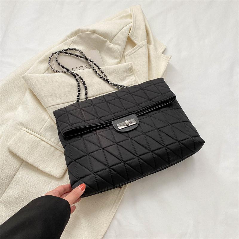 Fashionable Unique Designed Small Handbag For Women Stylish Crossbody Bag Black And White