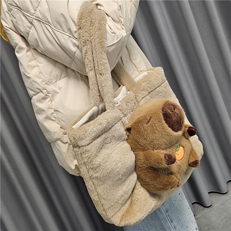 Large Capacity Capybara Plush Handbag Cartoon Capibara Fluffy Doll Tote Bag Commuter Bag Individuality Birthday Gift Room Decor