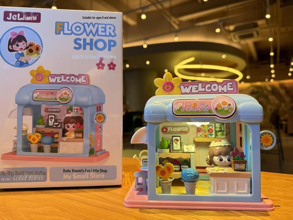 Children's DIY Dollhouse Model with Lights - Big City & Small Town 3D Building Puzzle Educational Toy Gift