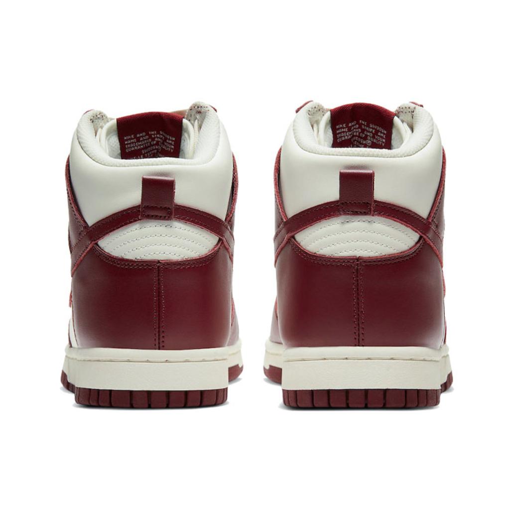 Nike Damskie sneakersy Dunk High 'Team Red'