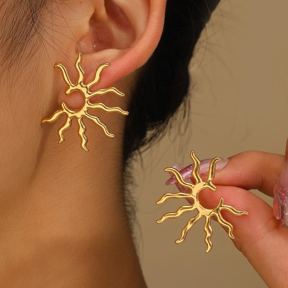 Stainless Steel Earrings Beautifully Unique and Individual Designs Blazing Sun Sculpted Earrings For Women Zircon Daily Wear