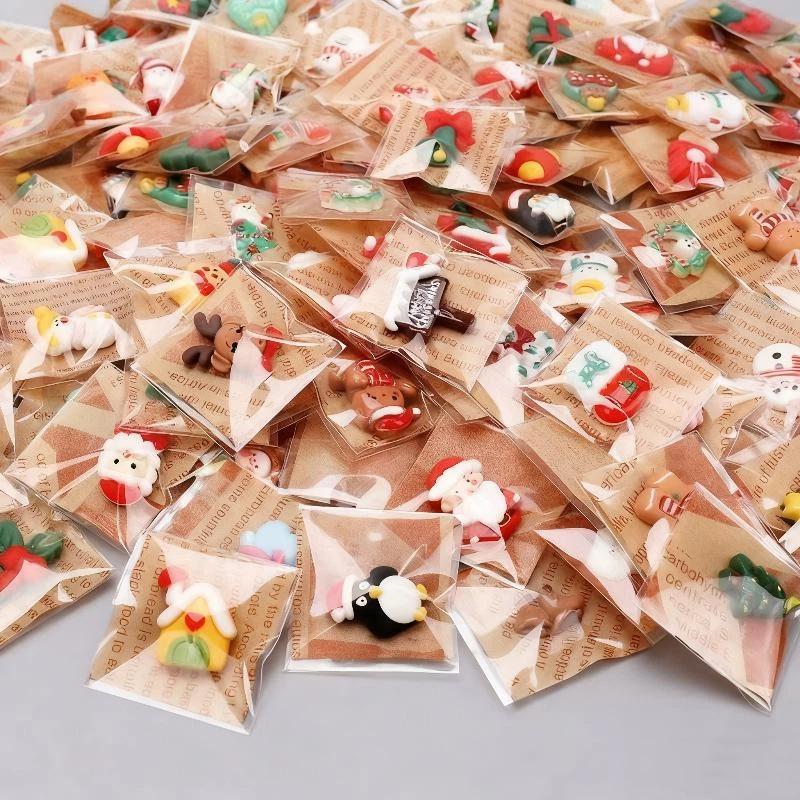 10/20/30/40/50Pcs Santa Claus Snowman Christmas Tree Decoration Children'S Toys For Gift Mixed Resin Christmas Fridge Magnets