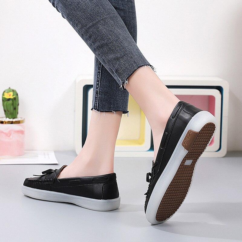Autumn Women Flats Sports Shoes Genuine Leather Women Sneakers Ladies Flat Shoes Solid Round Toe Women 'S Little White Shoes