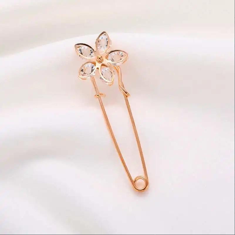 Elegant Pearl Waist Pin and Brooch for Women