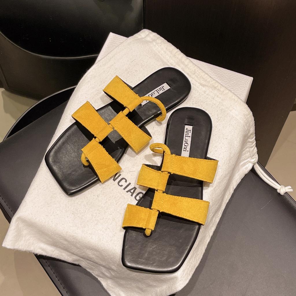 2025 New Square-headed Versatile Fairy Wind Non-slip Simple One-word Slippers Flat-bottomed Roman Beach Slippers Female Outer Wear