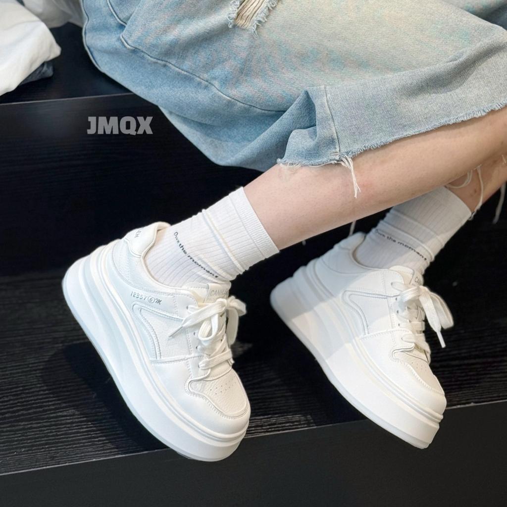 Thick-soled heightening versatile casual board shoes 2025 new summer popular women's lightweight soft-soled white shoes are not tired