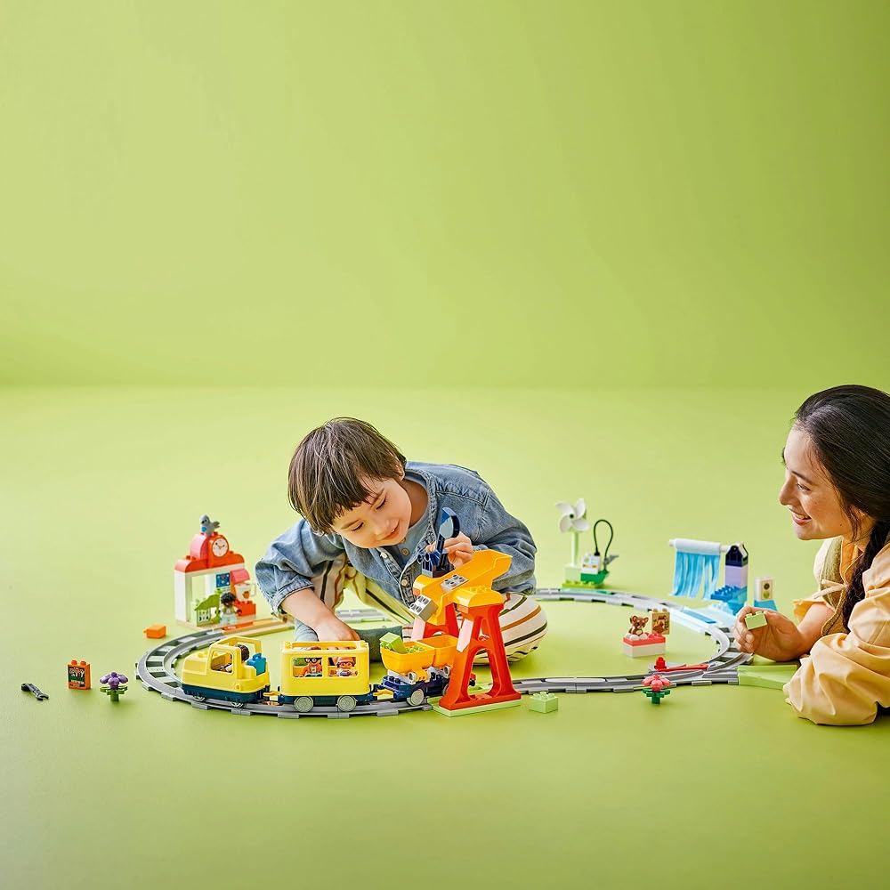 Set Giocattolo Treno LEGO Duplo Città per Bambini dai 1,5 ai 6 Anni con Mattoncini e Veicoli