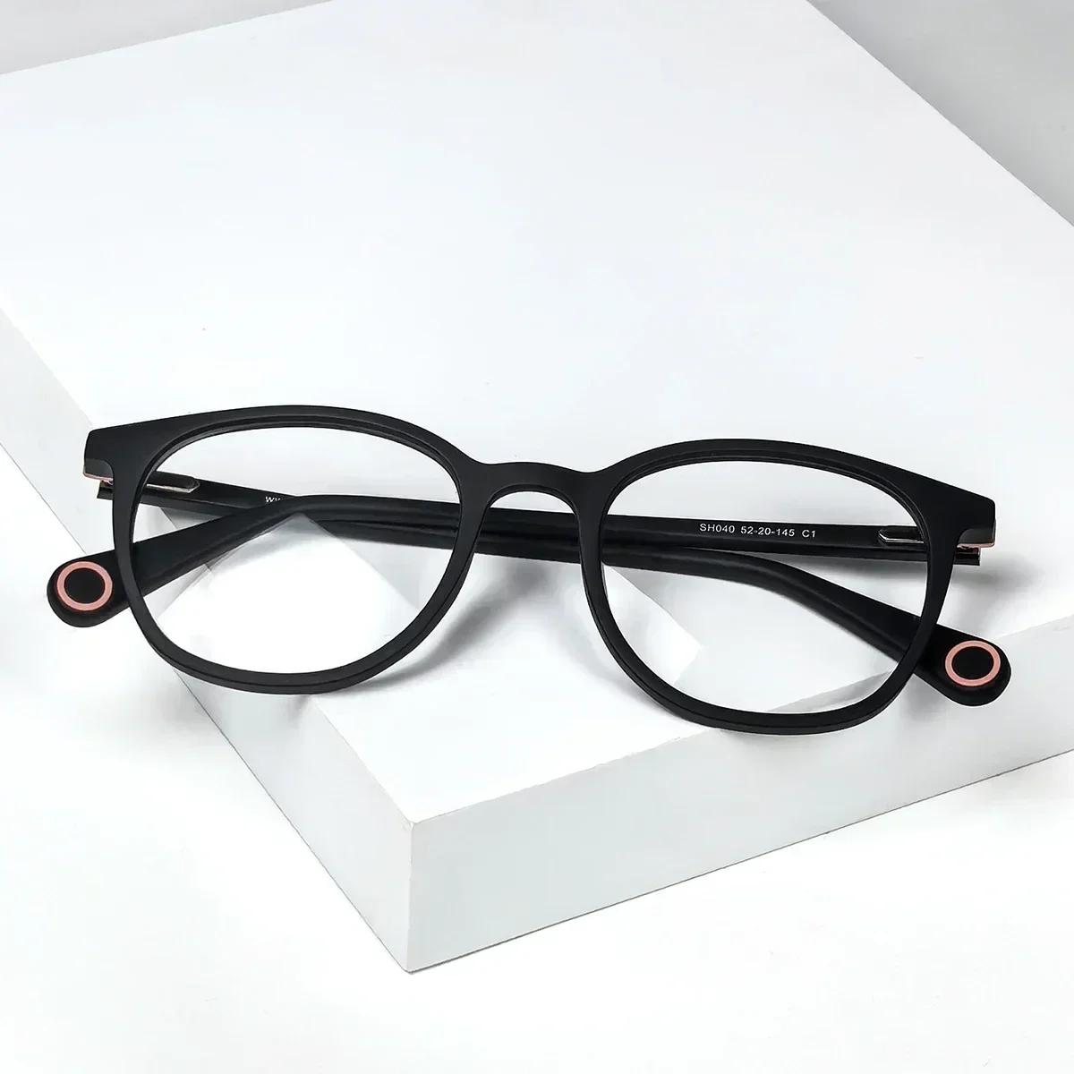 

SHINU Women’s TR90 Round Eyeglass Frames Spring Hinge Glasses for Women Durable Women’s Eyewear Frames Big Size 140 Mm SH040