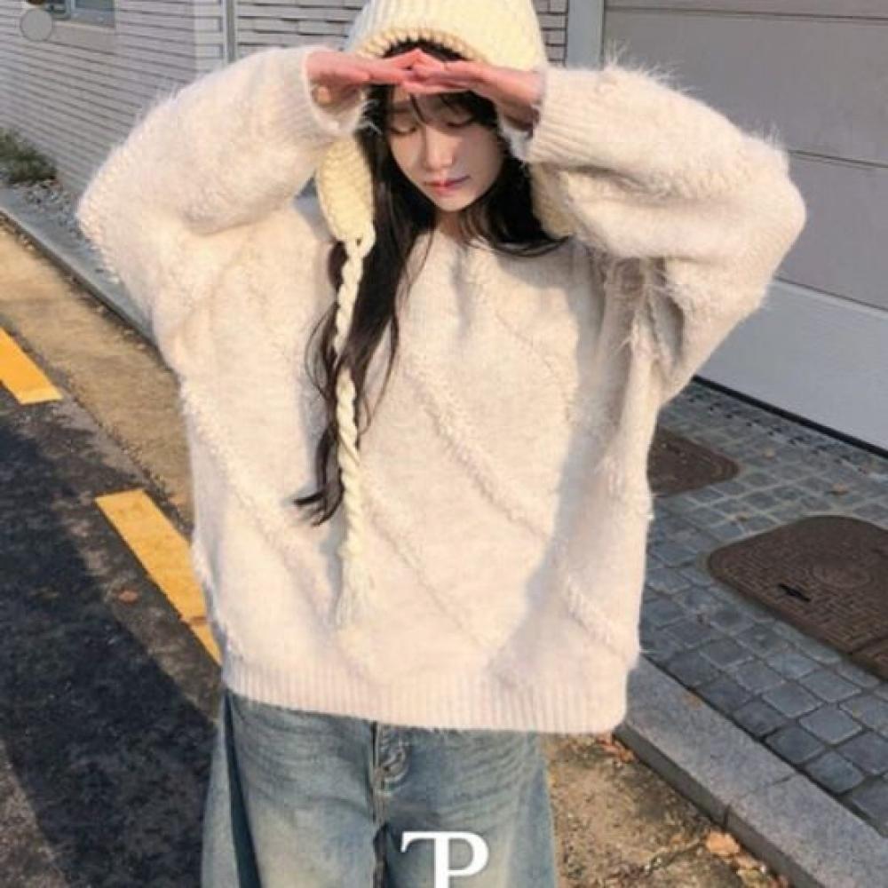 The Pink Men Kenin Loose Fit Diagonal Boucle Knit