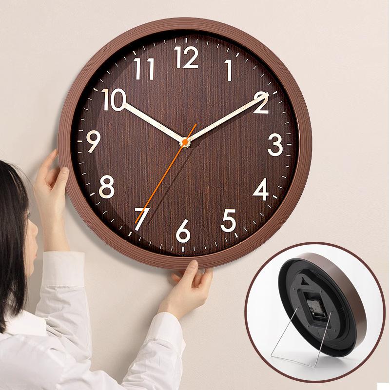 Simple Japanese Wood Grain Wall Clock Living Room Home Personalized Decorative Clock Creative Modern Bedroom Silent Nordic Clock