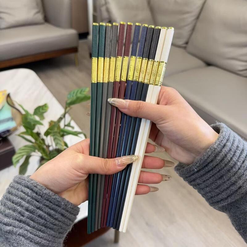 

Ruhan Reusable Alloy Chopsticks
