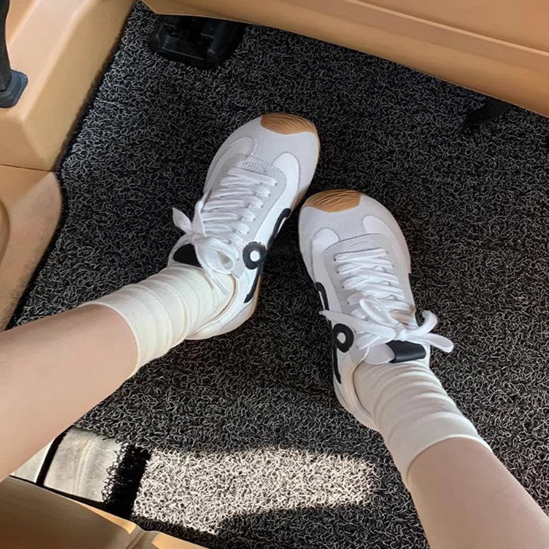 Cowhide version~ Su Yinyin has the same ugly and cute asymmetrical big toe head lace-up casual sports style Forrest Gump training shoes for women